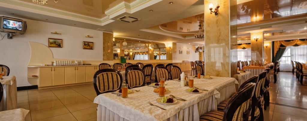 Karpaty Hotel Яремче Екстериор снимка
