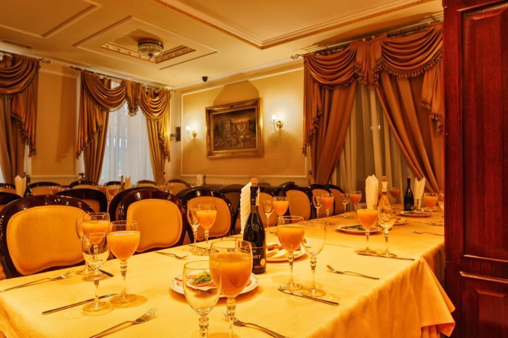 Karpaty Hotel Яремче Екстериор снимка
