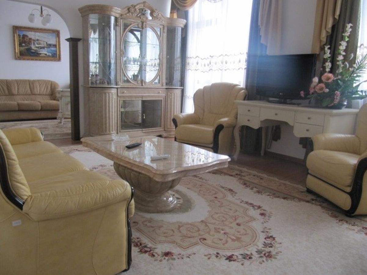 Karpaty Hotel Яремче Екстериор снимка