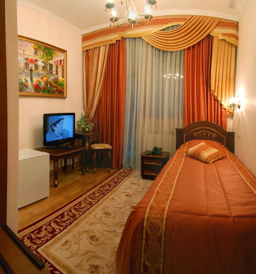 Karpaty Hotel Яремче Екстериор снимка